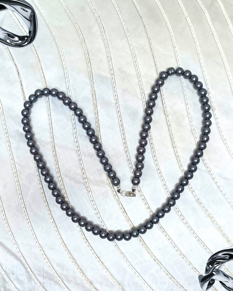 Metallic Silver Beads Necklace